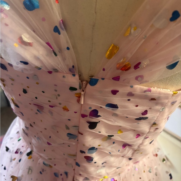 ✨ Unique Vintage Pink Iridescent Heart Party Dress | Size 10/12 ✨ - Picture 3 of 6